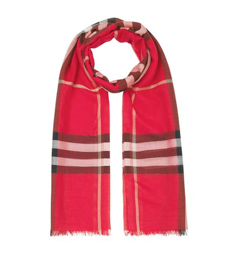 which Burberry scarves are best